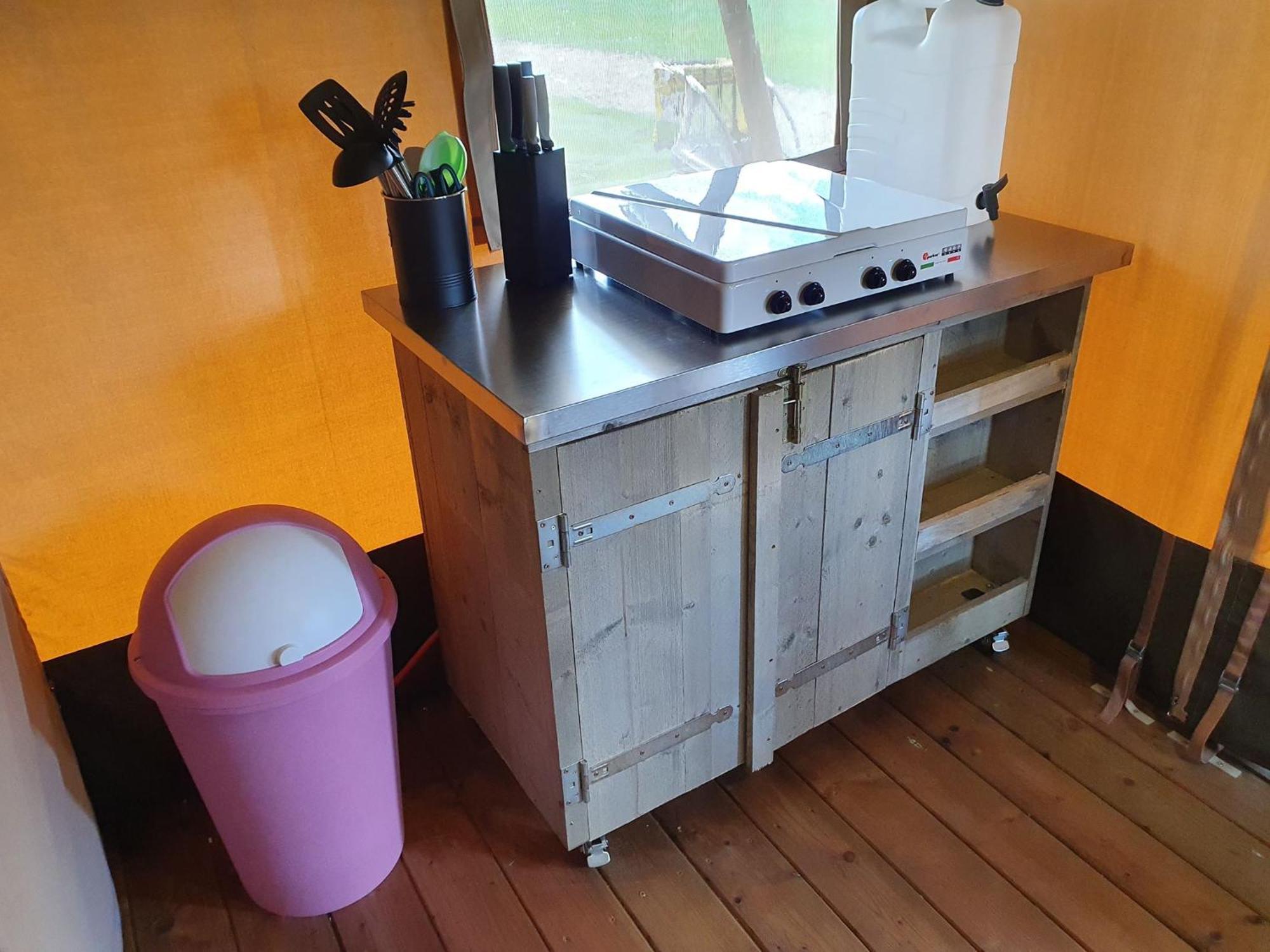 Camping De Oude Rijn Ter Aar Room photo